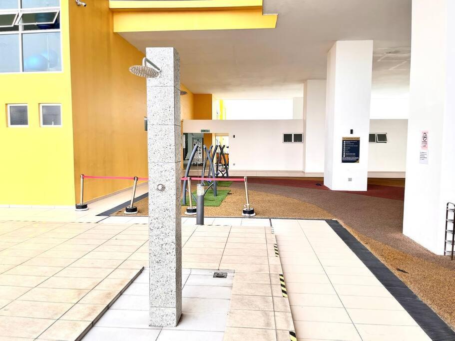 Urban Home-Swimming Pool-City Center Malacca ภายนอก รูปภาพ