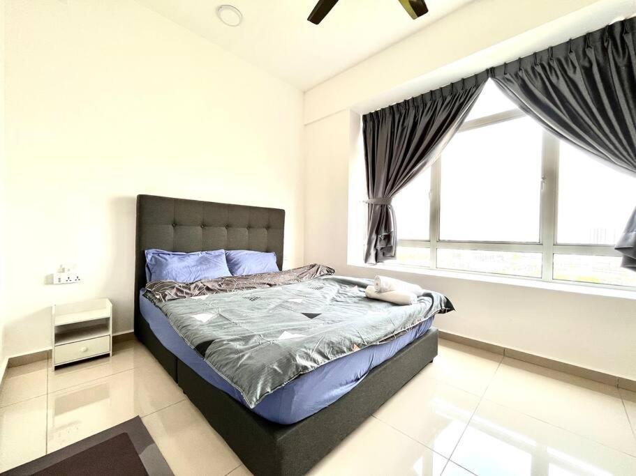 Urban Home-Swimming Pool-City Center Malacca ภายนอก รูปภาพ