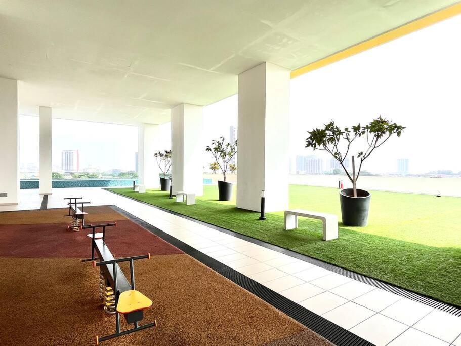 Urban Home-Swimming Pool-City Center Malacca ภายนอก รูปภาพ